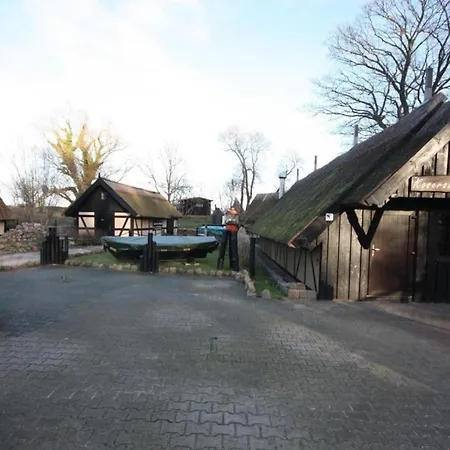 In Mit Terrasse, Grill Und Garten * Koserow