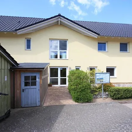 In Mit Terrasse, Grill Und Garten * Koserow