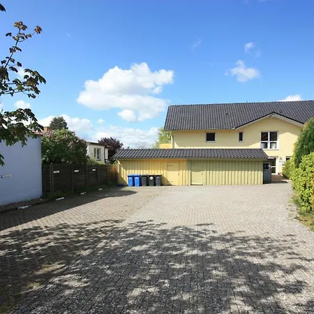 In Mit Terrasse, Grill Und Garten * Koserow